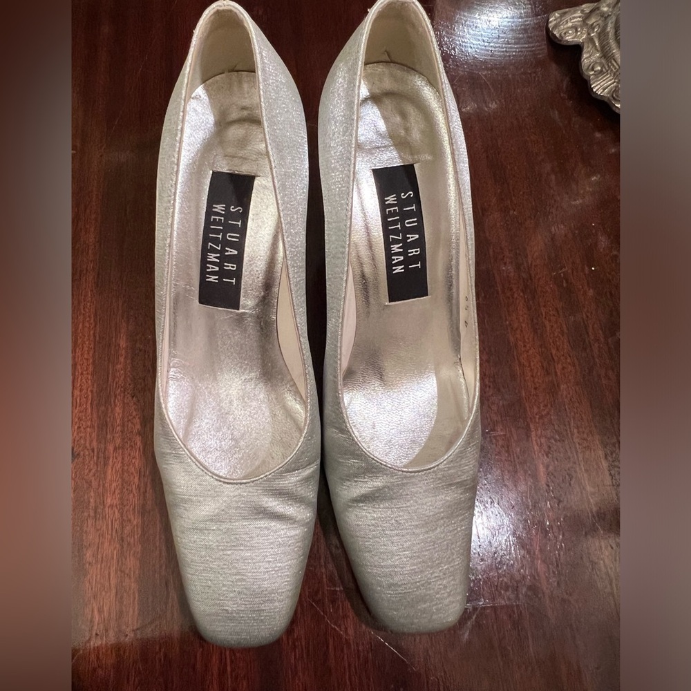 Stuart Weitzman Silver Matte Lame Heels 6.5’s